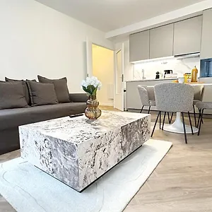 Appartement Paradigme France